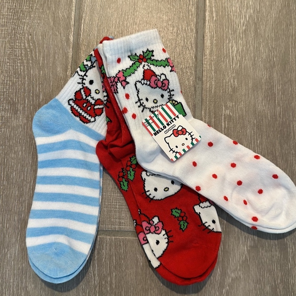Hello Kitty Christmas Sock Set
